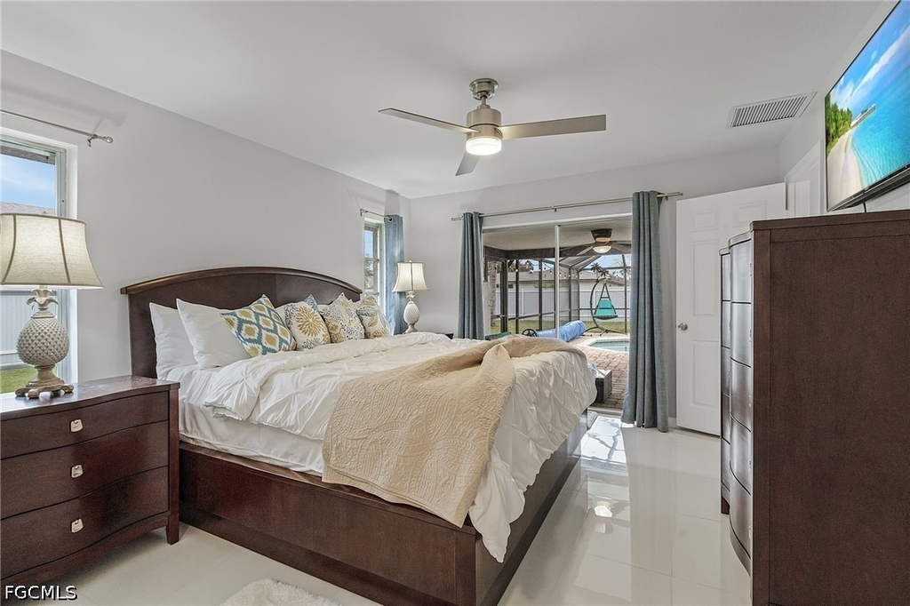1721 Se 6th Lane - Photo 35