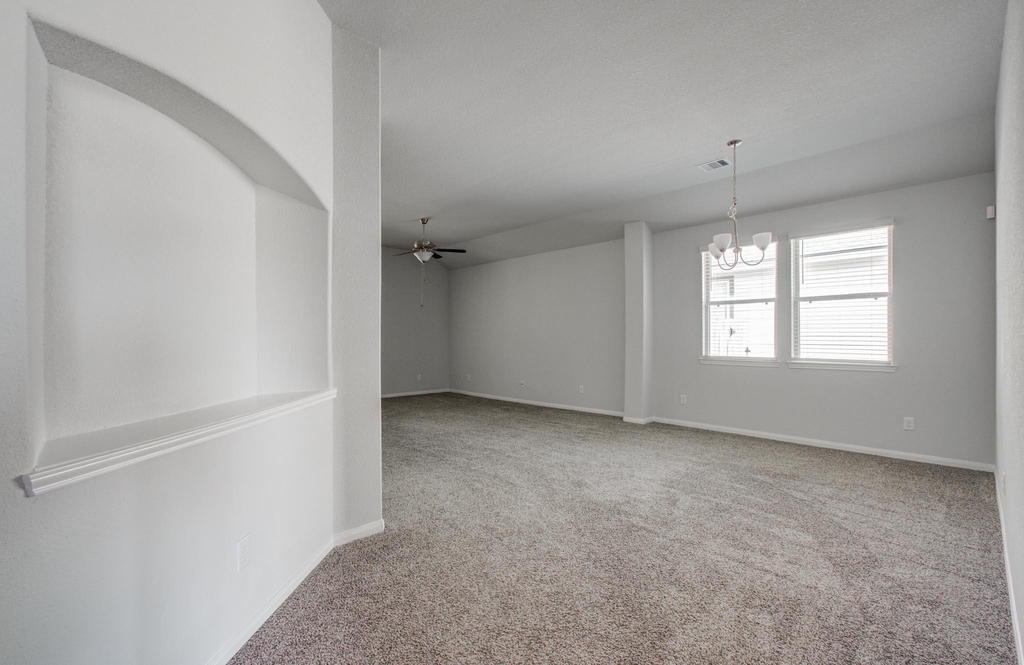 2009 Cedar Branch Drive - Photo 3