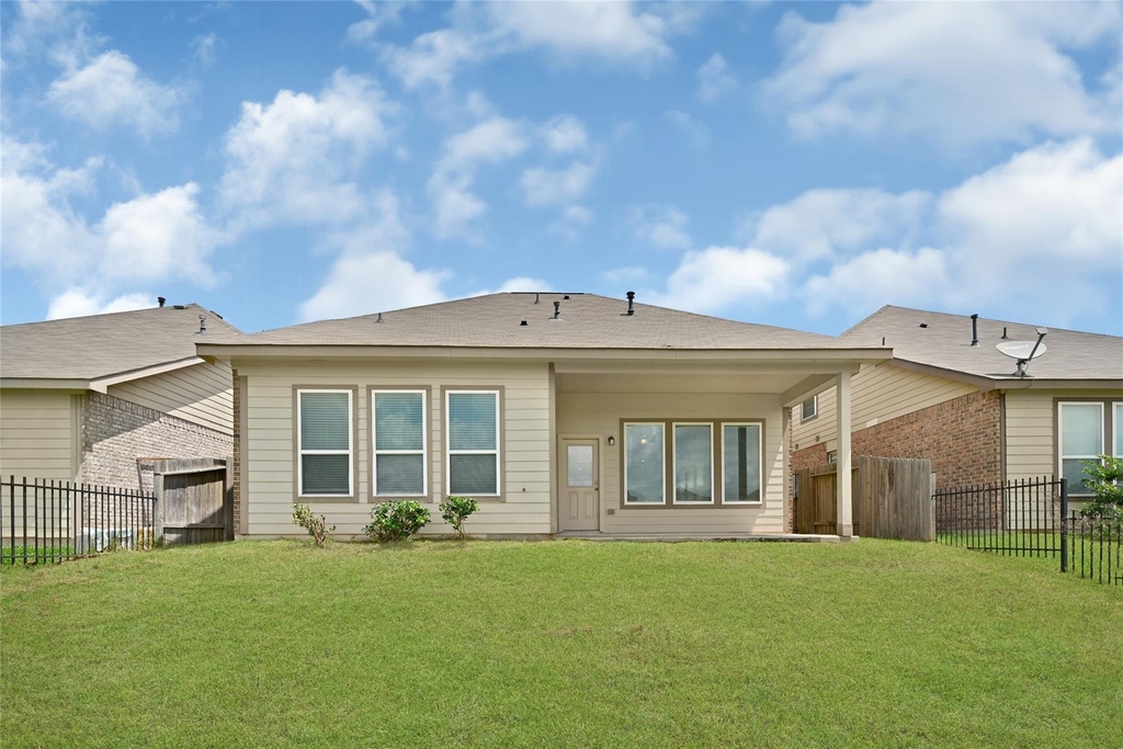 24931 Pavarotti Place - Photo 22