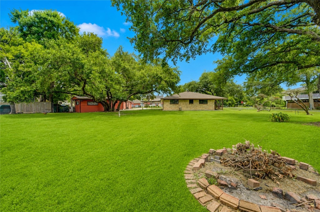 4704 1st Street - Photo 32