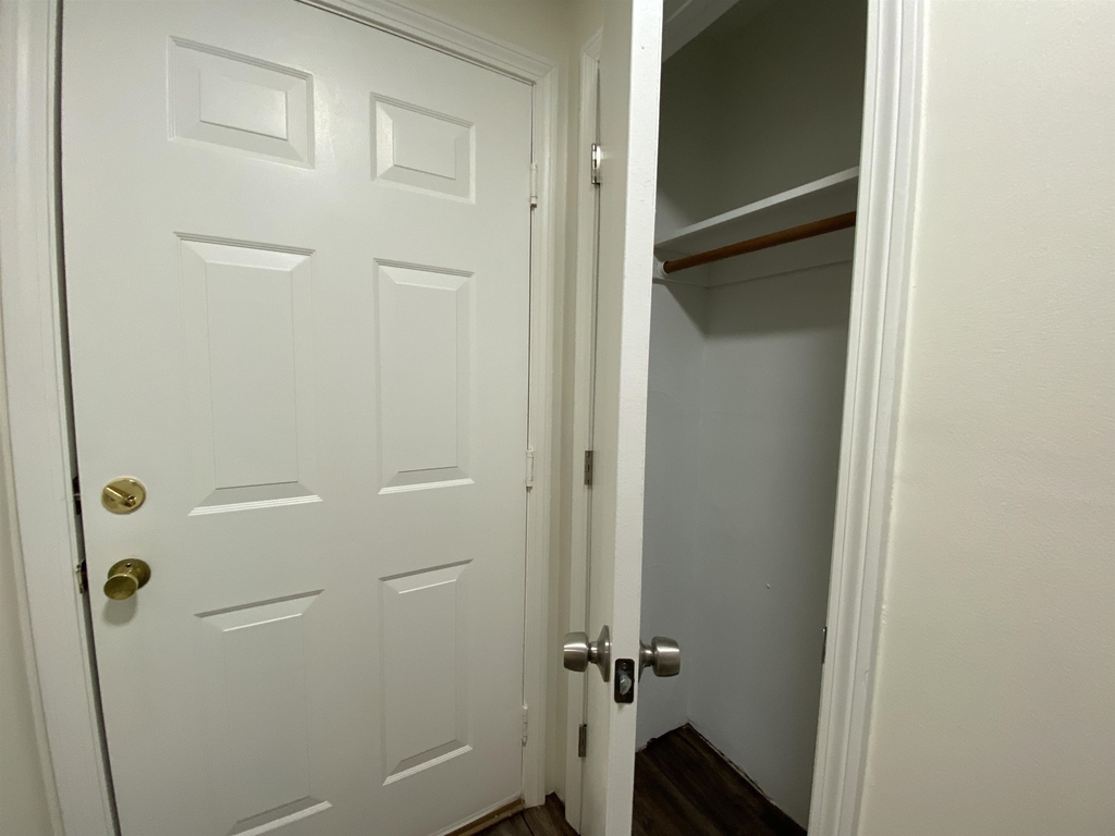 383 Huse - Photo 18