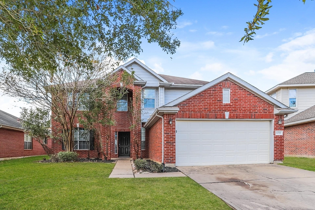 16318 Autumn Leigh Drive - Photo 0