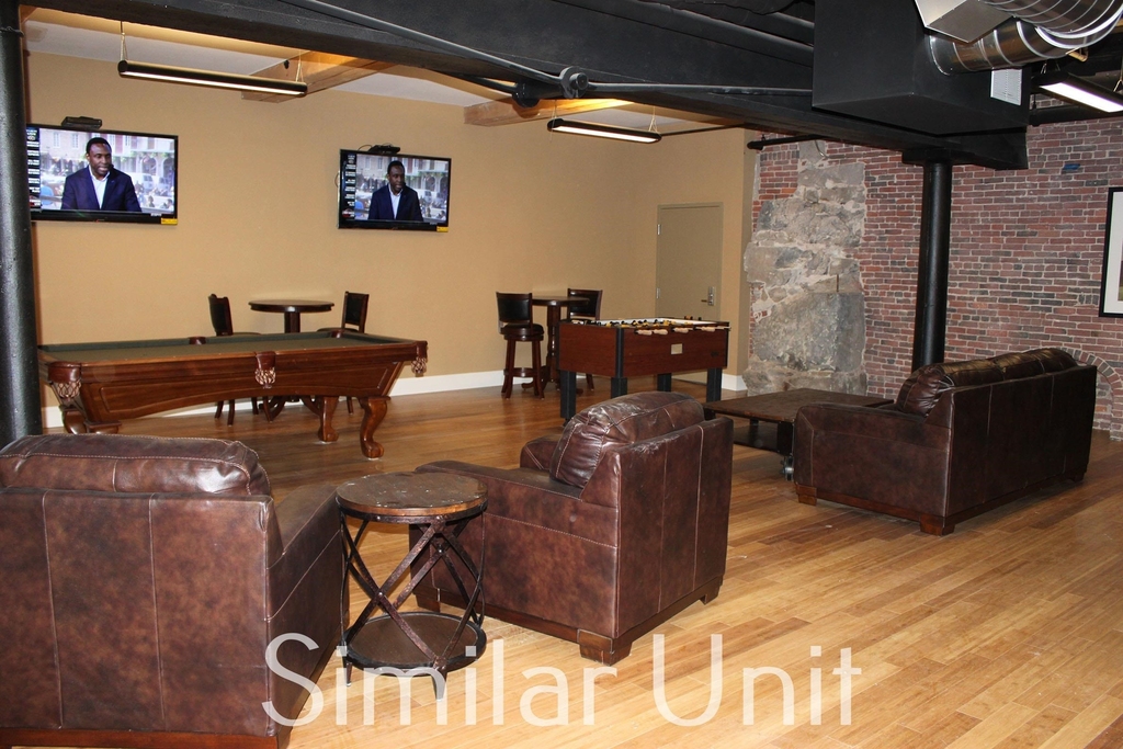300 Bedford - Photo 10