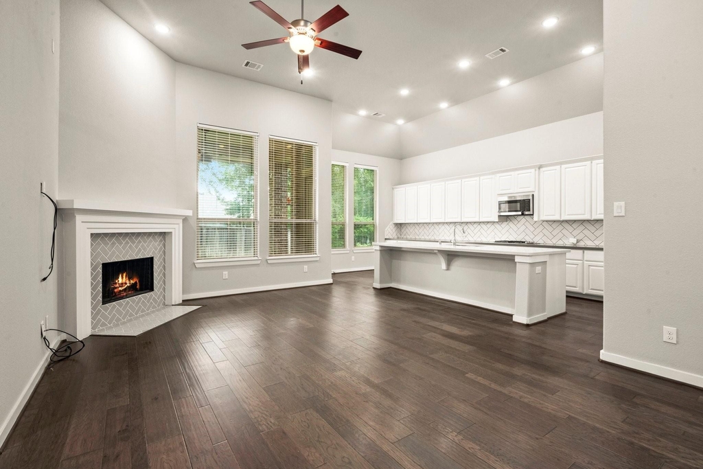 150 Mayfield Drive - Photo 10