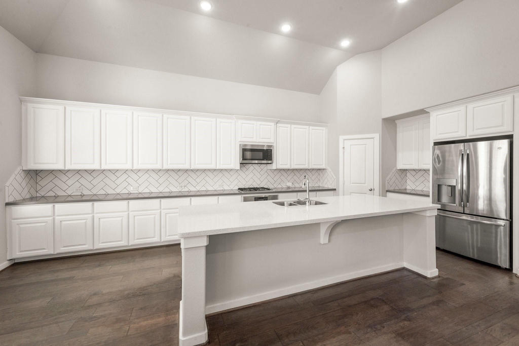150 Mayfield Drive - Photo 6