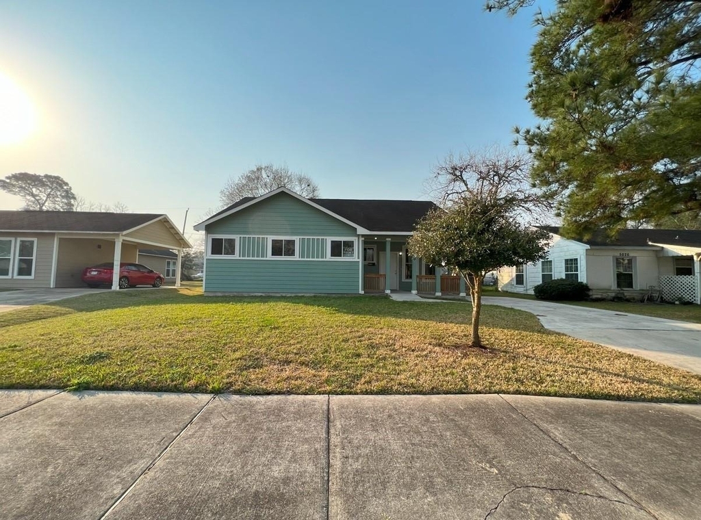 5030 Marietta Lane - Photo 0
