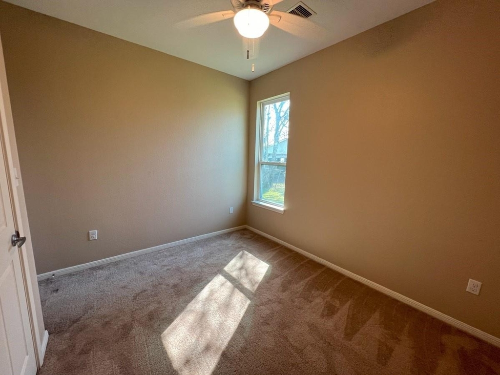 5030 Marietta Lane - Photo 15