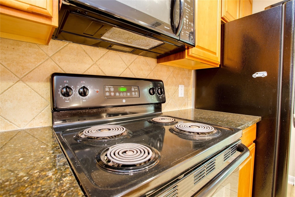 21707 Mt Elbrus Way - Photo 13
