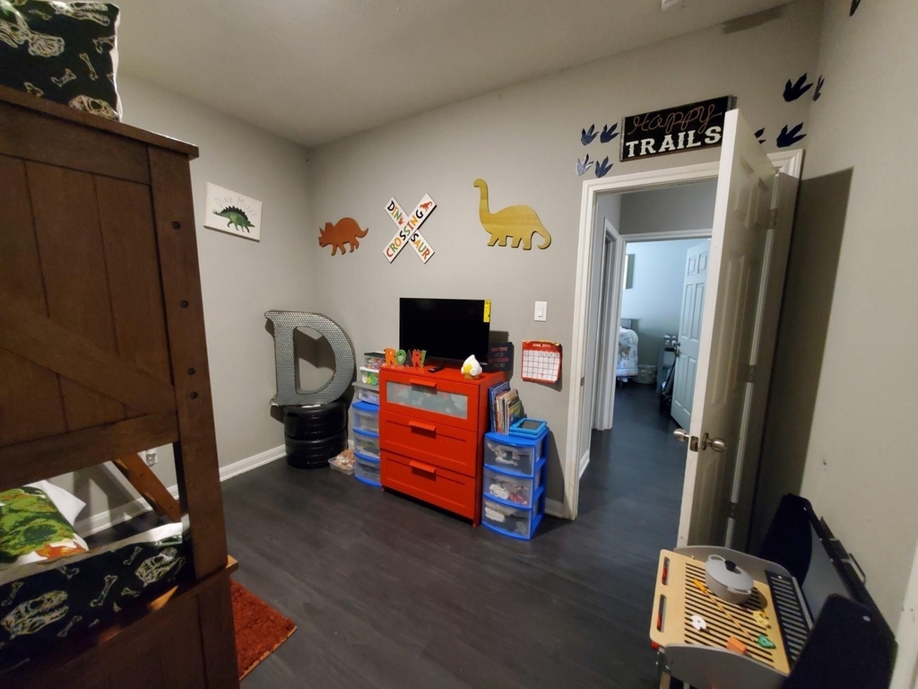 2514 Lee Street - Photo 18