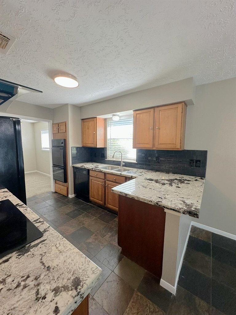 21314 Highland Knolls Drive - Photo 15