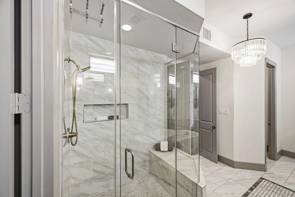 523 W 25th Street - Photo 15