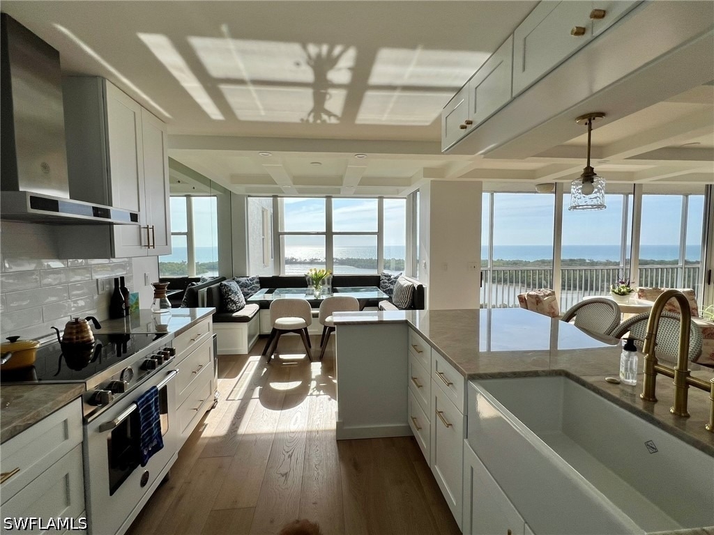 5550 Heron Point Drive - Photo 2