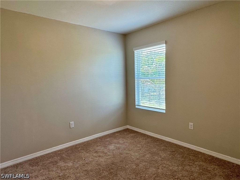 18661 Miami Boulevard - Photo 13