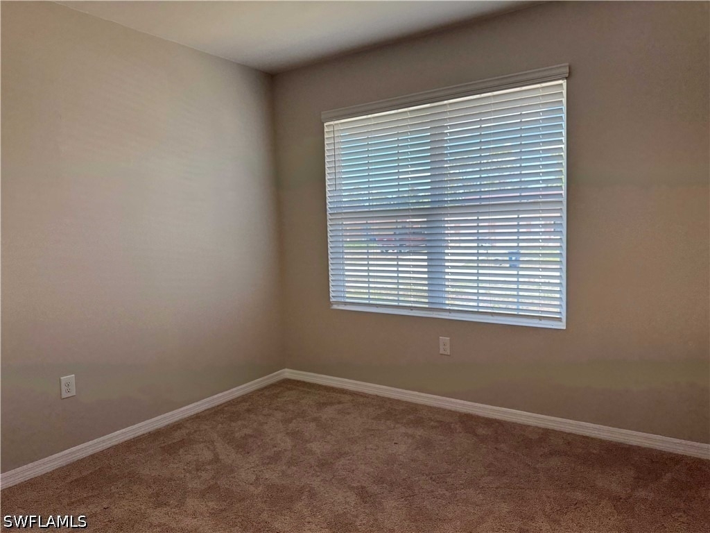18661 Miami Boulevard - Photo 12