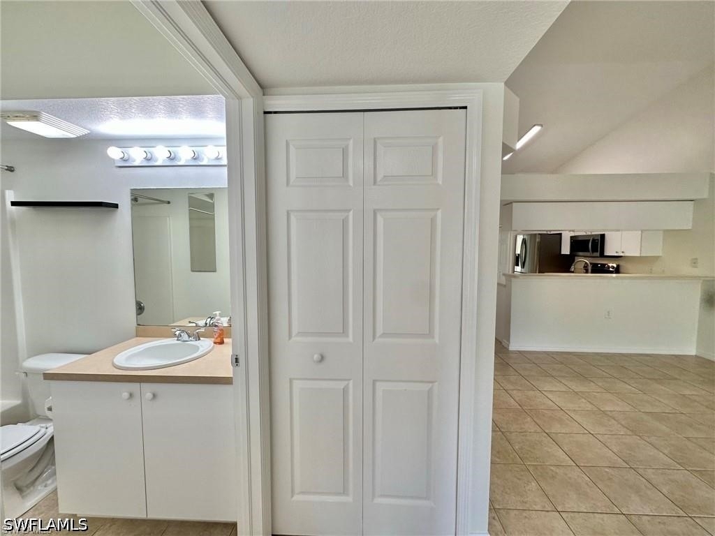 25735 Lake Amelia Way - Photo 21