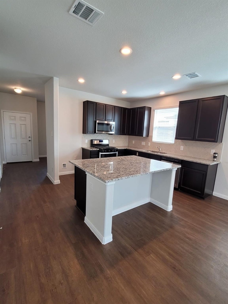 4325 Mcgregor Bluff Lane - Photo 2
