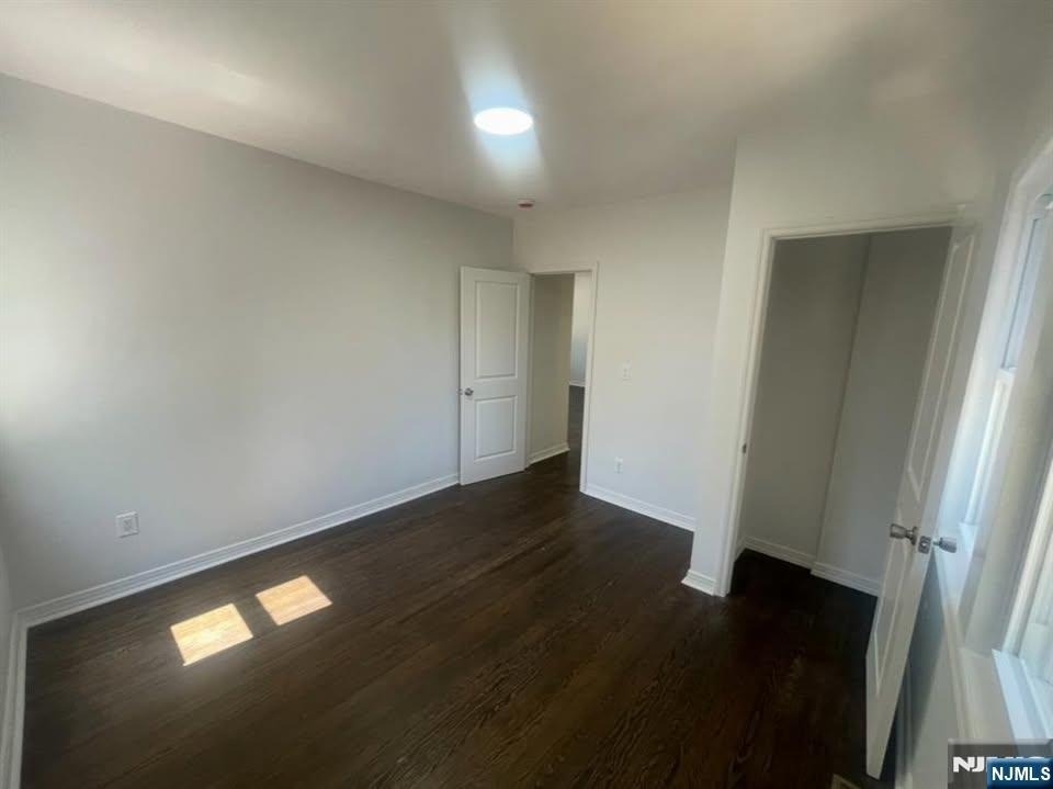 298 Farrant - Photo 4