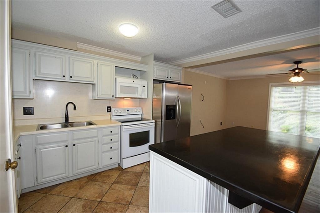 9323 Westwood Village Drive - Photo 5