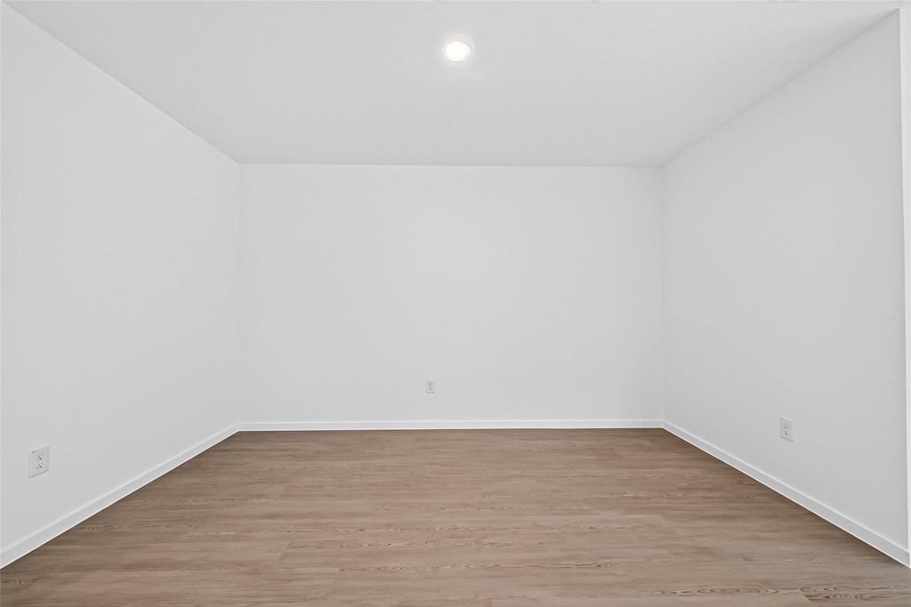 25568 Rose Creek Drive - Photo 8