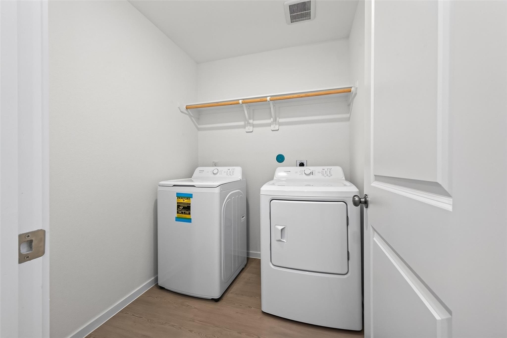 25568 Rose Creek Drive - Photo 26
