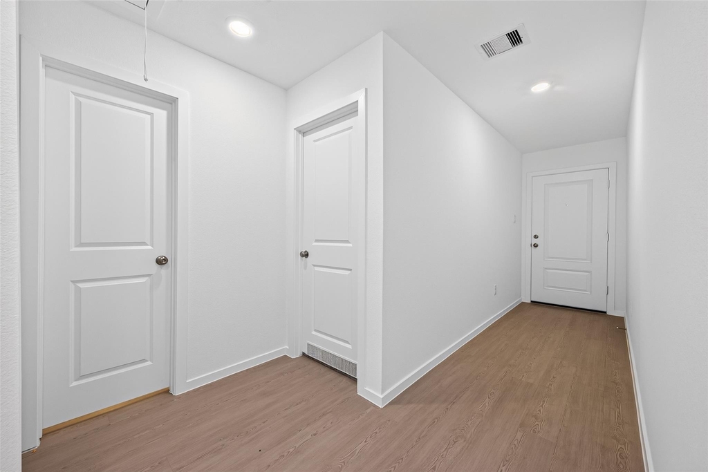 25568 Rose Creek Drive - Photo 6