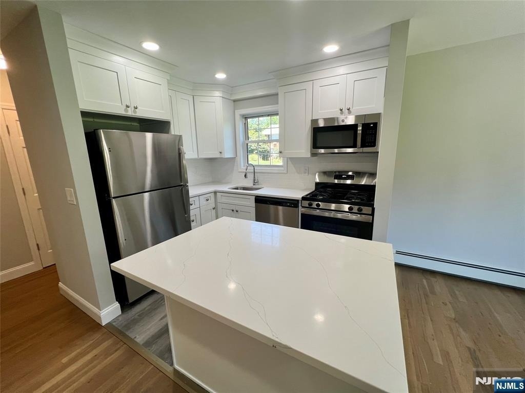 115 N Franklin - Photo 2