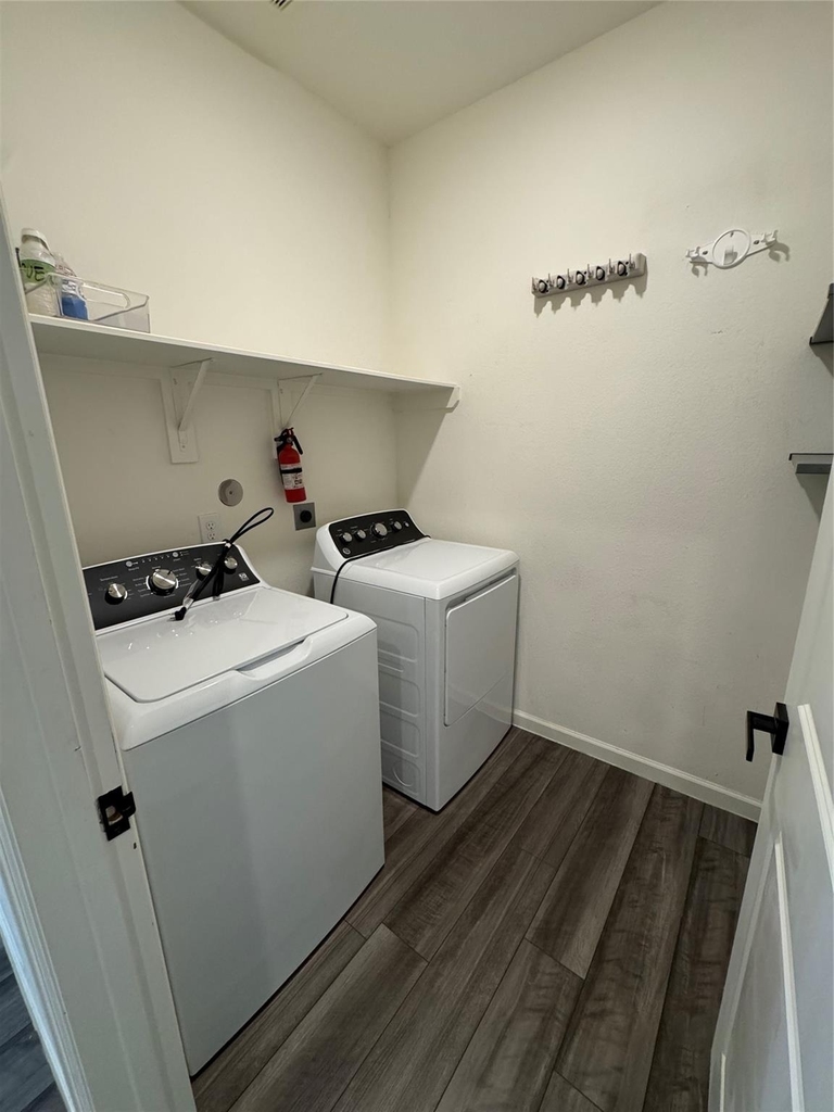 1061 Long Bay Court - Photo 6