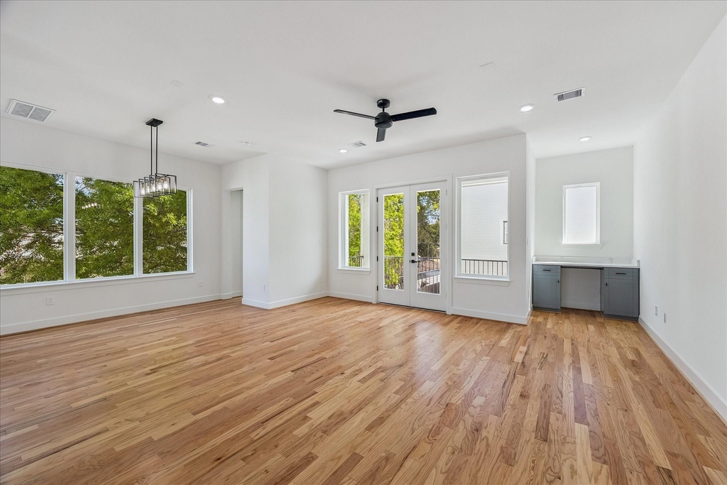 9426 Campbell Road - Photo 2