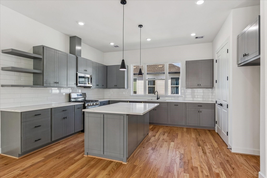 9426 Campbell Road - Photo 1