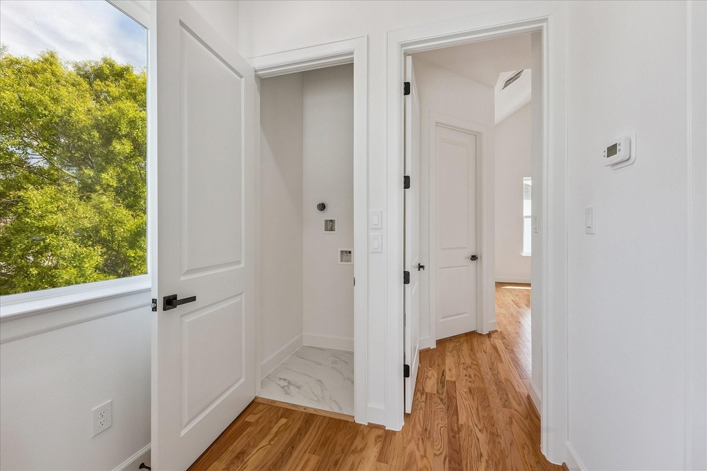 9426 Campbell Road - Photo 13