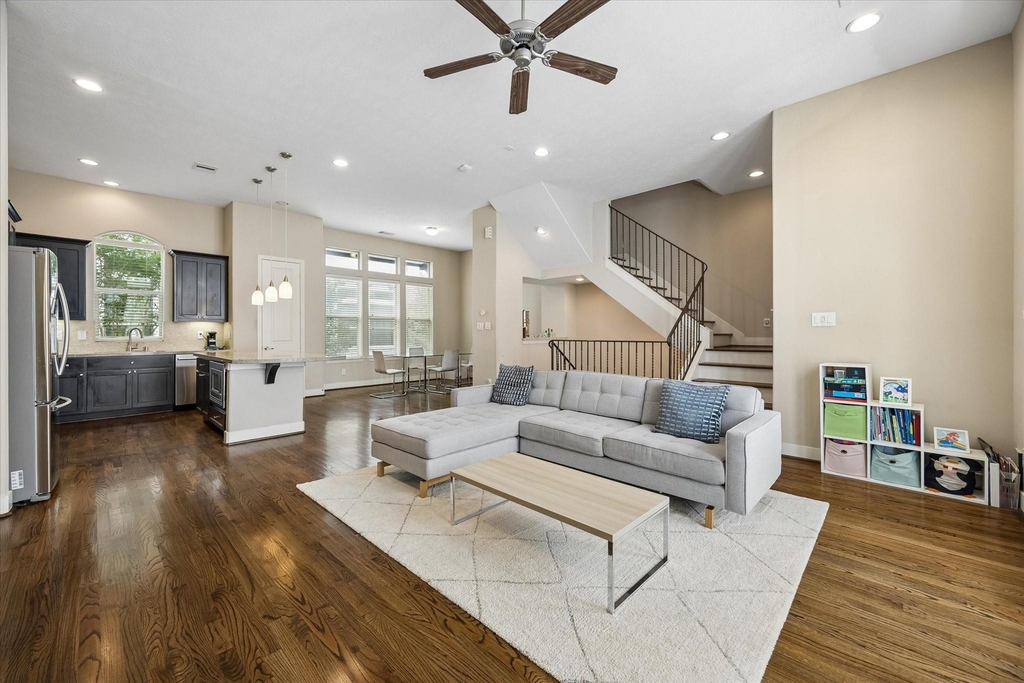 4220 Dickson Street - Photo 2