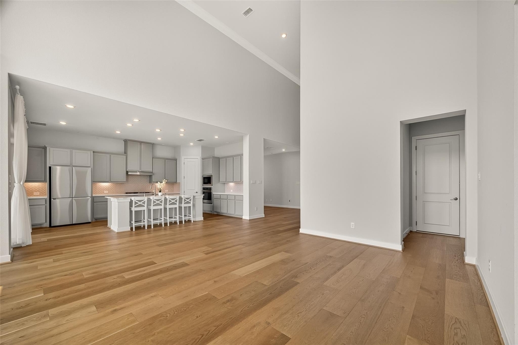 4906 Tanyard Manor Drive - Photo 8