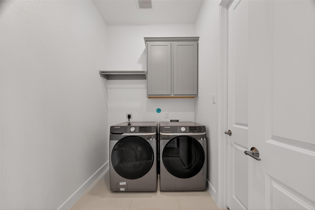4906 Tanyard Manor Drive - Photo 16