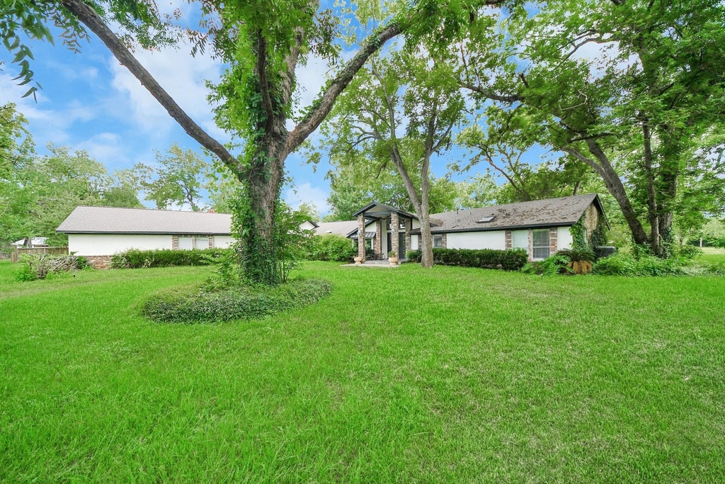 4126 Pecan Bend Drive - Photo 4