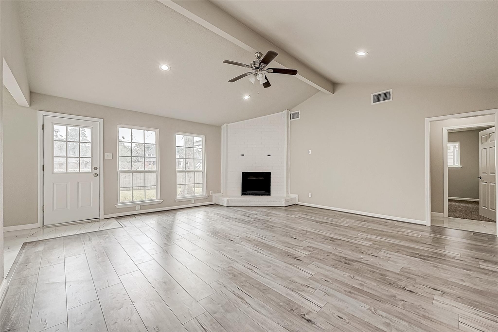 635 Tarpaulin Way - Photo 5