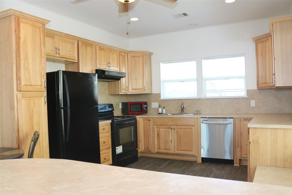 1506 Todville Road - Photo 2