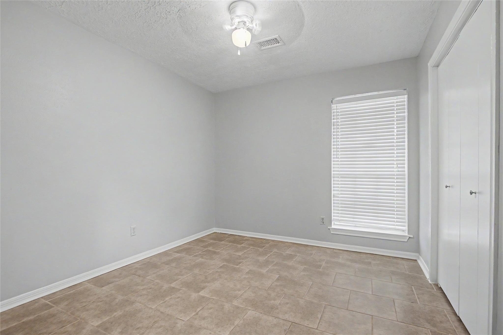 3519 Saratoga Drive - Photo 14