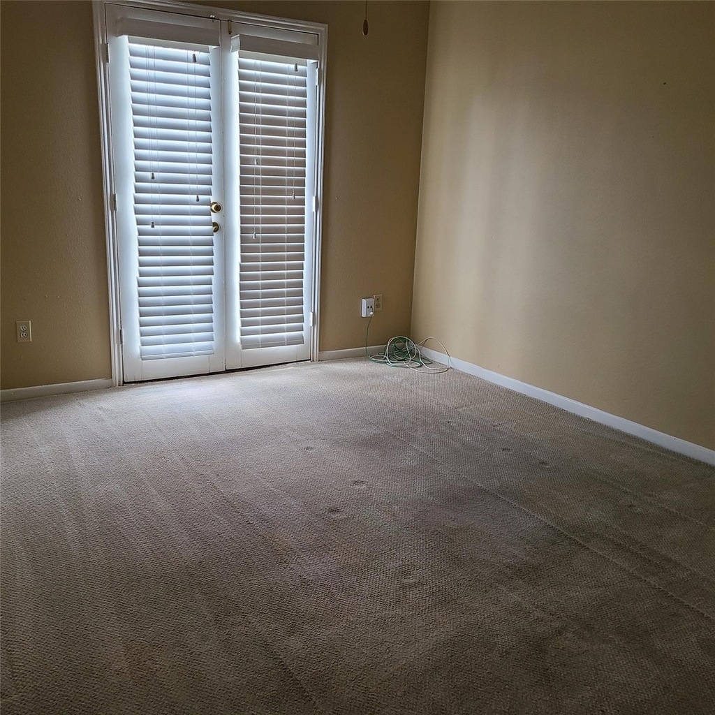 14389 Misty Meadow Lane - Photo 12