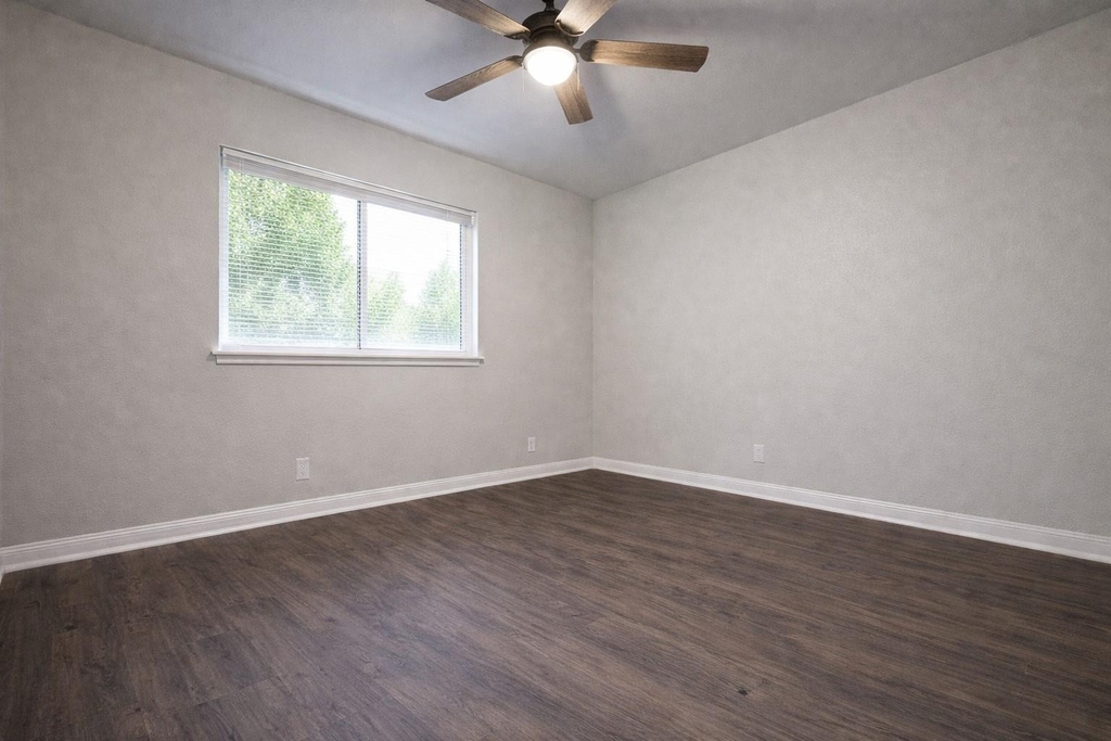 600 Price Drive - Photo 8