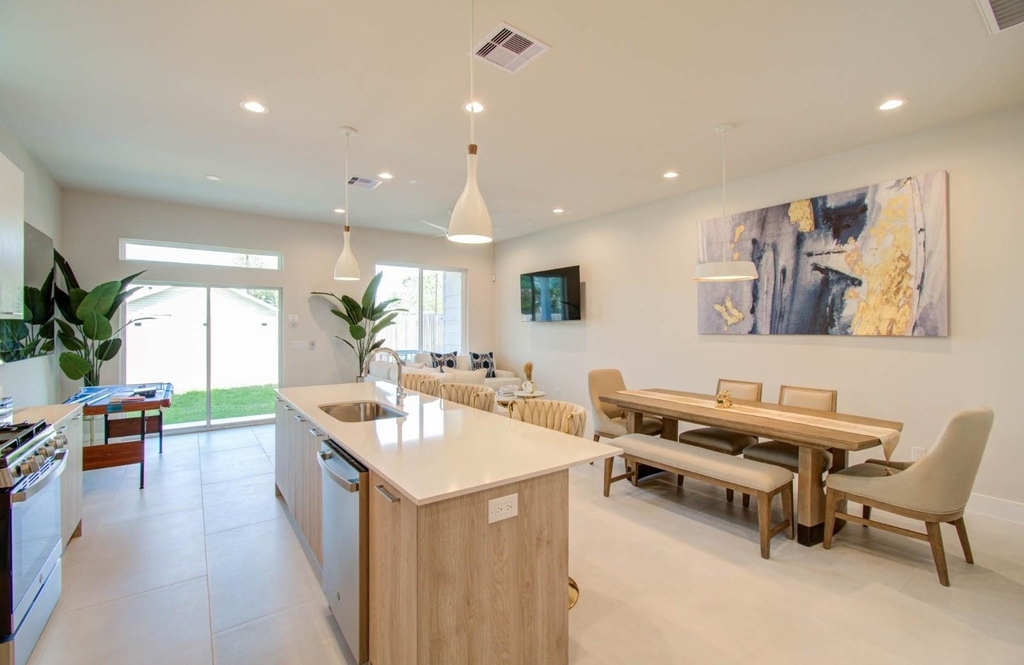 5215 Noble Street - Photo 27