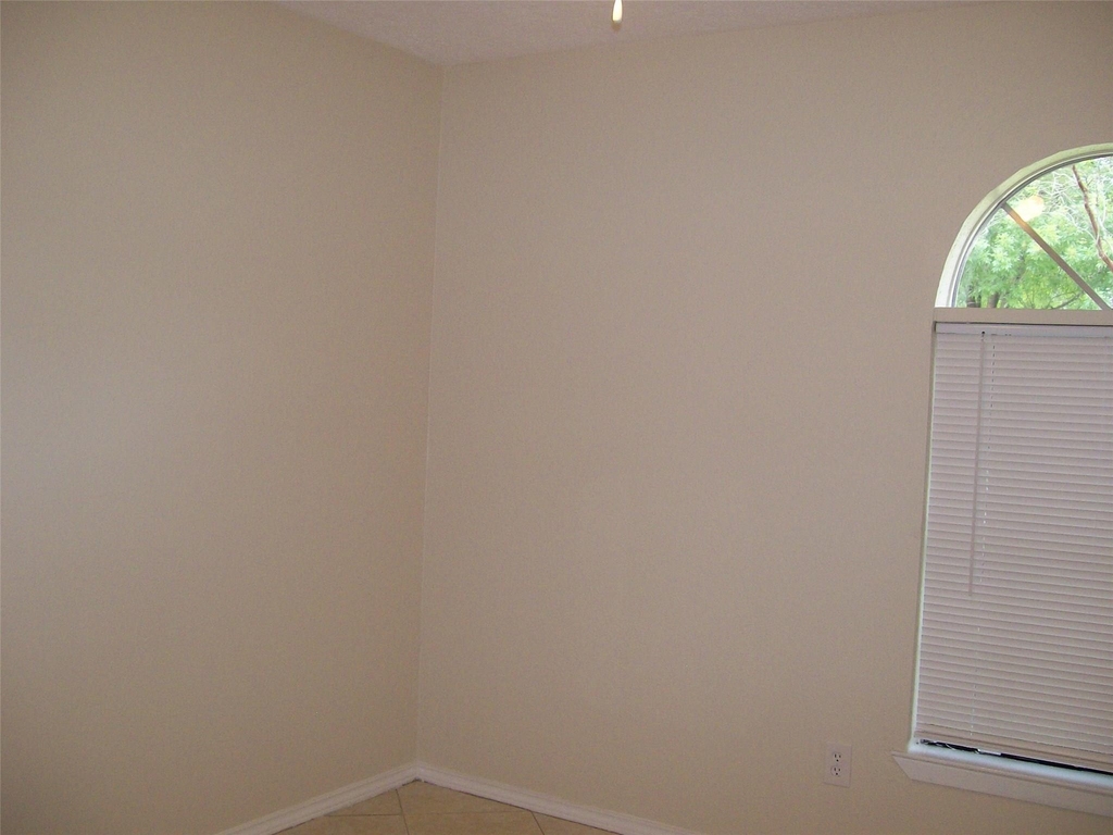 2617 Knoxville Drive - Photo 7