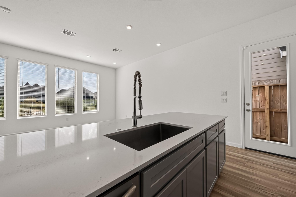 5558 Amber Brook Lane - Photo 17