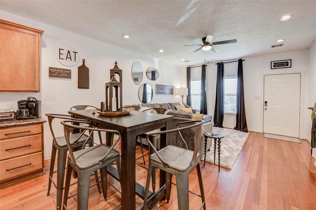 1815 Lewis Street - Photo 10