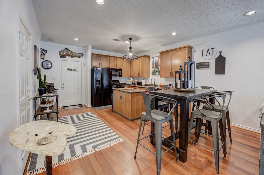1815 Lewis Street - Photo 7