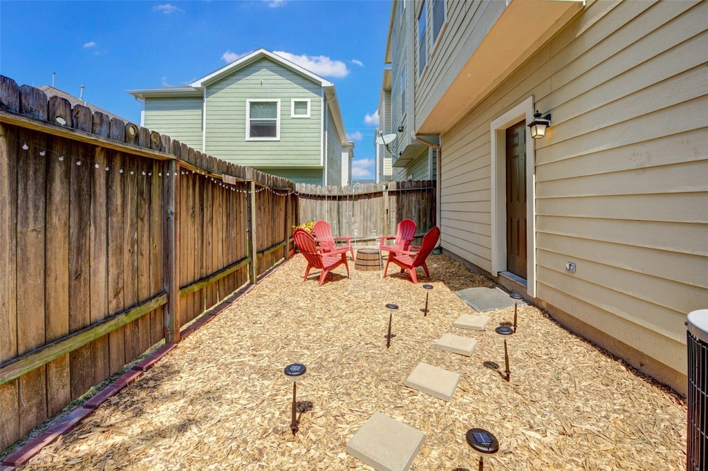 1815 Lewis Street - Photo 36