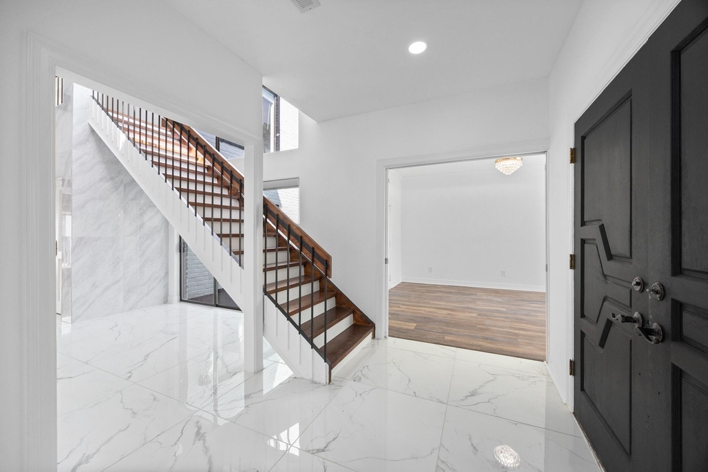 5230 Meadow Forest Lane - Photo 12
