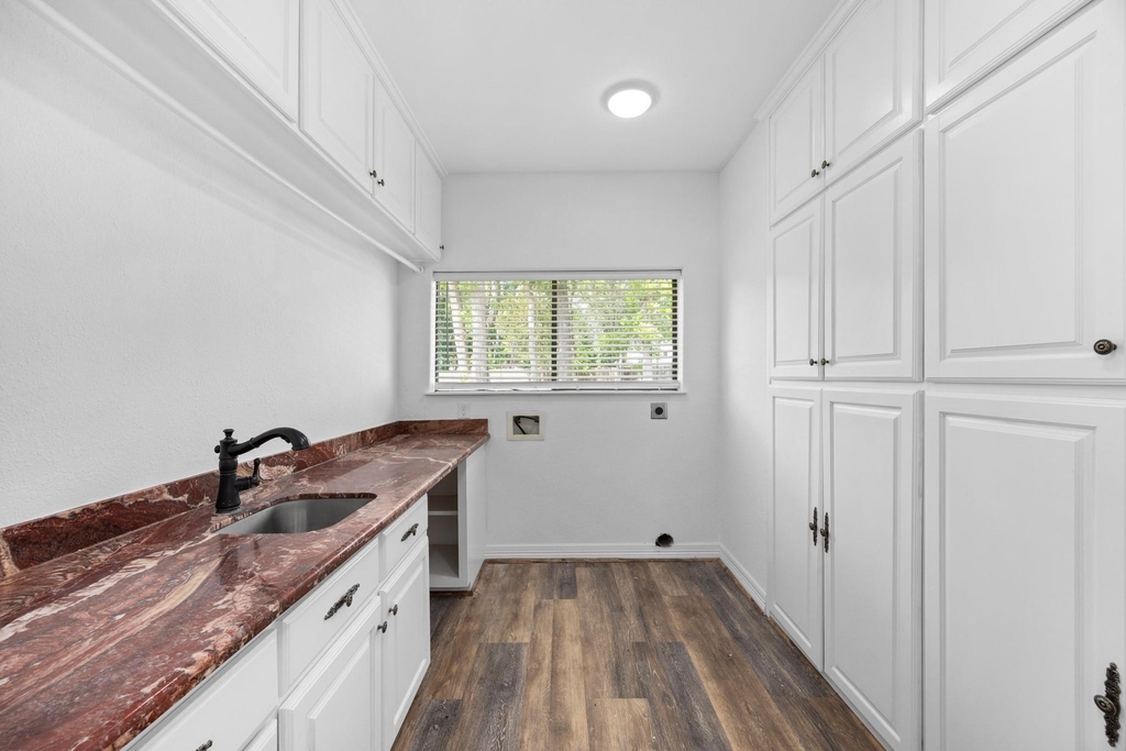5230 Meadow Forest Lane - Photo 42