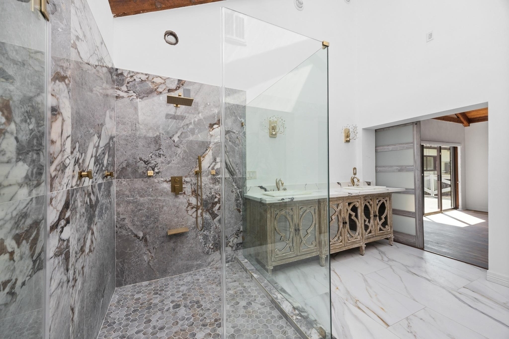 5230 Meadow Forest Lane - Photo 41