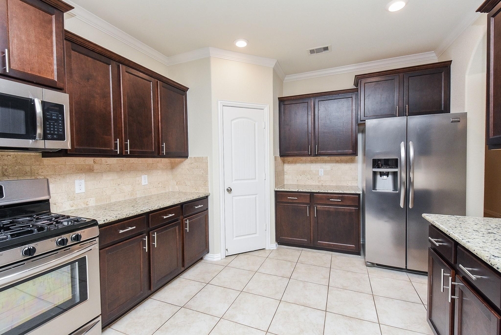 18618 Weeping Spring Drive - Photo 12