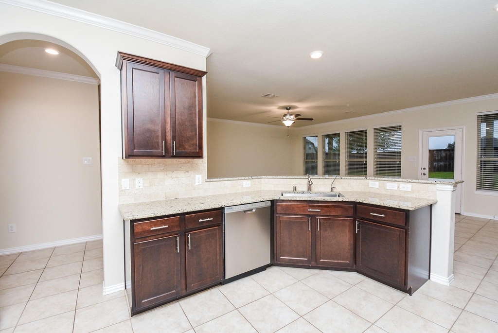 18618 Weeping Spring Drive - Photo 11